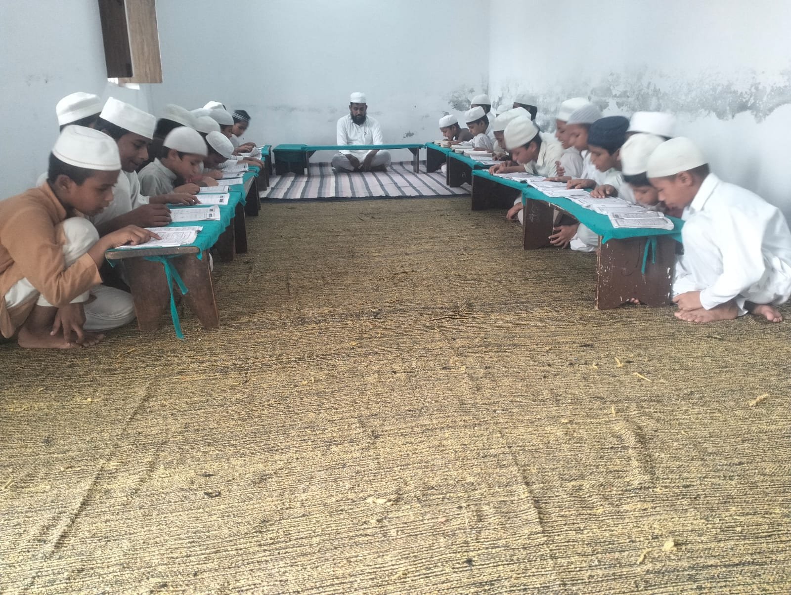 مدرسہ کی تصویر 14